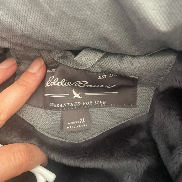 Eddie Bauer Women's Charcoal Puffer Jacket down XL EUC!! Down - Picture 8 of 9